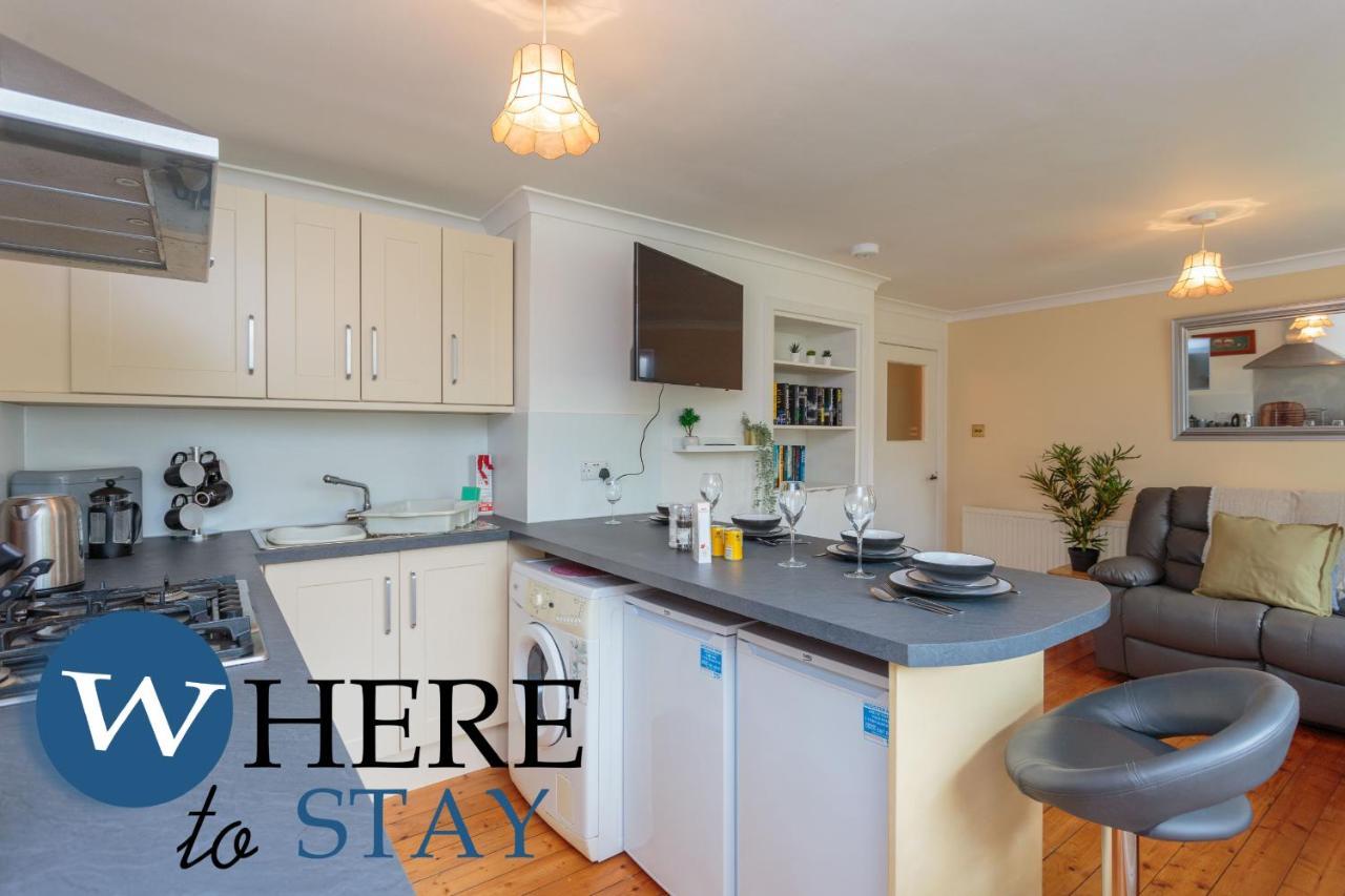 אדינבורו Lovely Apartment By The Hillwood Park-Free Parking מראה חיצוני תמונה