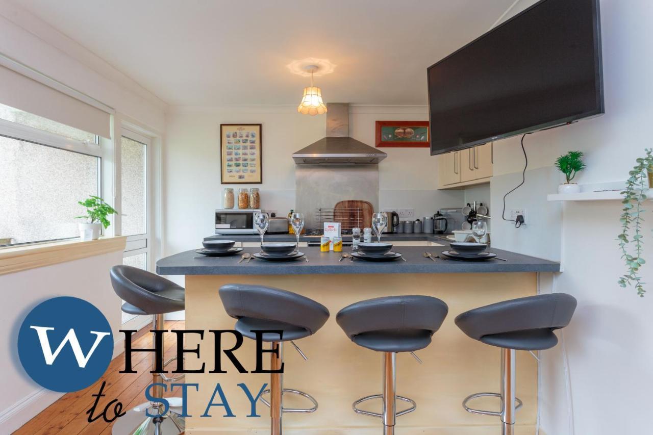 אדינבורו Lovely Apartment By The Hillwood Park-Free Parking מראה חיצוני תמונה